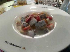 Mù Yáng Shǎo Nián Kā Fēi Chá Jiǔ Guǎn food