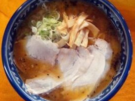 ラーメン Líng Mí food