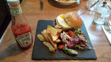 Papillon Caffe food