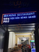 Nhà Hàng Gia Hưng outside