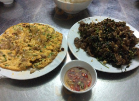 Nhà Hàng Vững Huế food