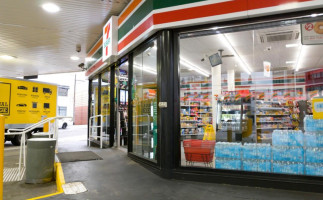 7-eleven Camperdown outside