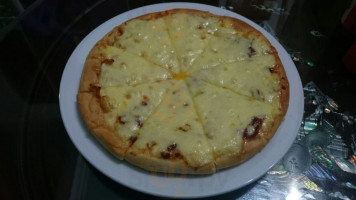 Trung Nguyên Cafe Pizza food