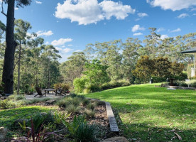 The Ridge Retreat Mollymook outside