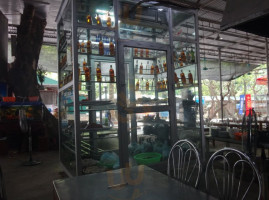 Nhà Hàng Mai Lâm Chùa Hương inside