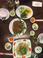 Nhà Hàng Vườn Xưa food