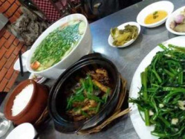 Cơm Niêu Tuy Hòa food