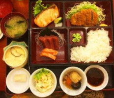 Sushi Dokoro Yutaka food