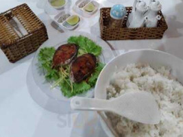 Nhà Hàng Đại Dương food