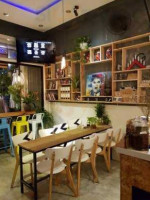 G Coffee House inside