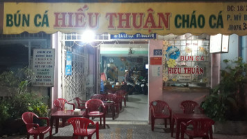 Bún Cá Hiếu Thuận outside