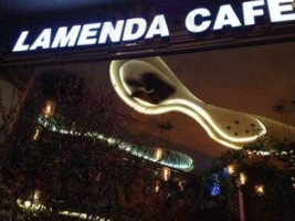 Lamenda Saigon Cafe inside