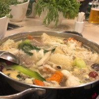 Yeebo Seafood Hot Pot food