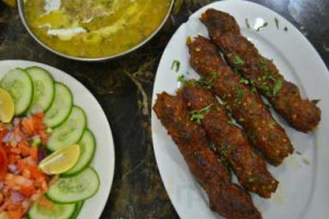‪liwara Al Shaabi Public Kitchen ‬ food