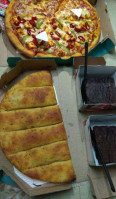 Mojo Pizza 2x Toppings food