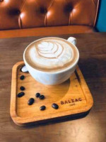 Balzac Café food