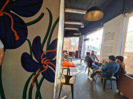 ‪filli Cafe‬ inside