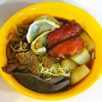 Man Kee Cart Noodle food