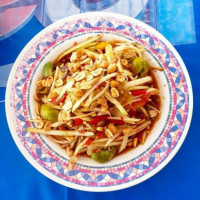 Khanom Jeen Mae Ploy food