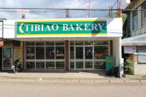 Tibiao Bakery outside