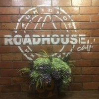 Roadhouse Cafe outside