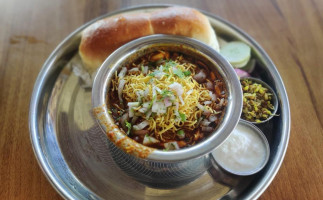 Jogeshwari Misal food