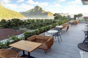 Scape Skydeck El Nido inside