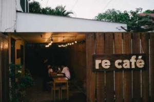 Re Cafe outside