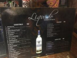 Liquido Cocktails Spirits food