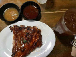 Eduardo's Peri-peri Flame Grilled Chicken food