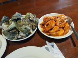 Tatoy’s Manokan Seafood food