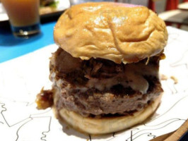 8 Cuts Burger Blends food