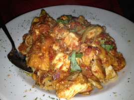 Enzzo's Trattoria food