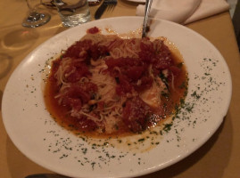 Enzzo's Trattoria food