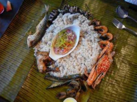 Blackbeard's Seafood Island food