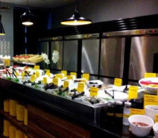 Seoul Garden Buffet food