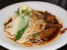 Kanzhu Hand-pulled Noodles food