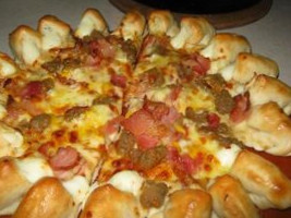 Pizza Hut food