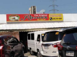 The Original Razons outside