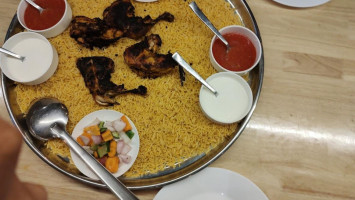 Arabiyum Vanchiyum Cheenakkariyum food