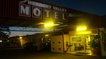 Herbert Valley Motel inside