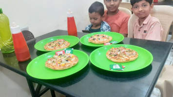 Book My Pizza Phaltan food