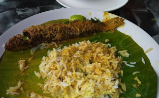 Sholo Ana Bangali food