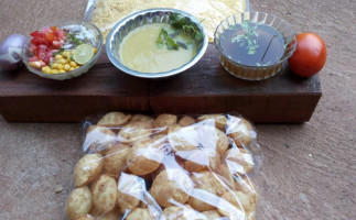 Bhatta's Panipuri Centre food