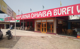 Basant Dhaba Sampla outside