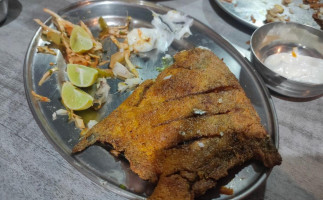 Puneri Sea Food And Mutton Bhakri food