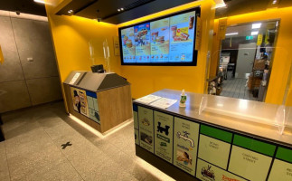 Mcdonald's Green Square inside