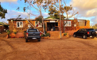 Finlay's Kalbarri outside