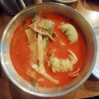 홍익궁중전통육개장 food