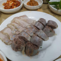 대성돼지국밥 food